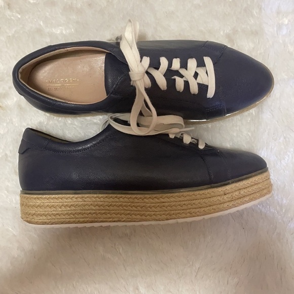 Halogen Atlantic-Pacific Theodora Platform Leather Sneaker Navy Blue Siz… - Picture 2 of 7
